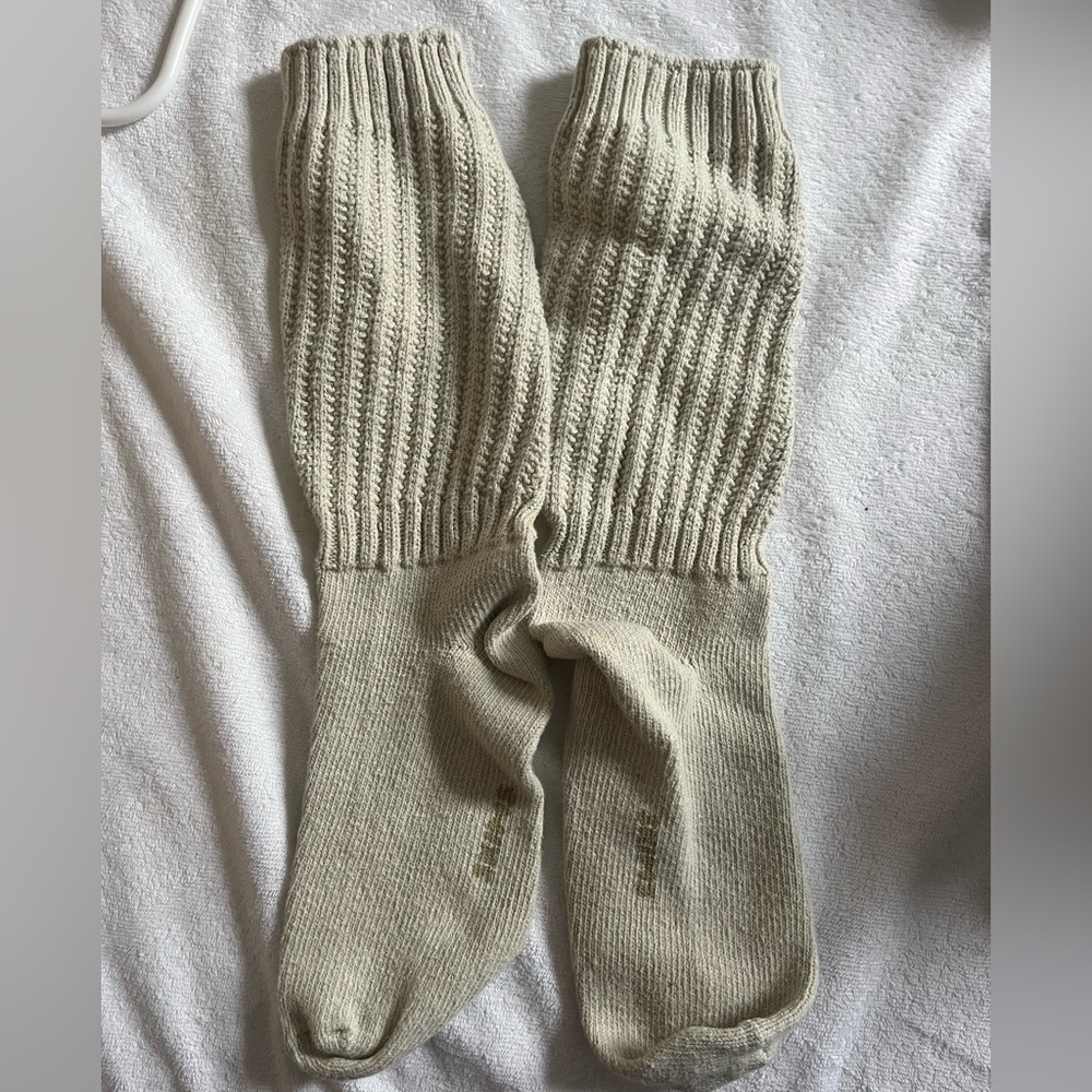 Skims slouchy socks in oatmeal